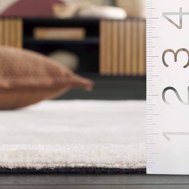 SAFAVIEH Handmade Soho Esmehan Contemporary Wool Rug