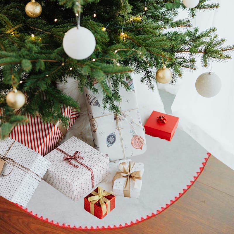 Velveteen Christmas Tree Skirt - 26" - White and Red