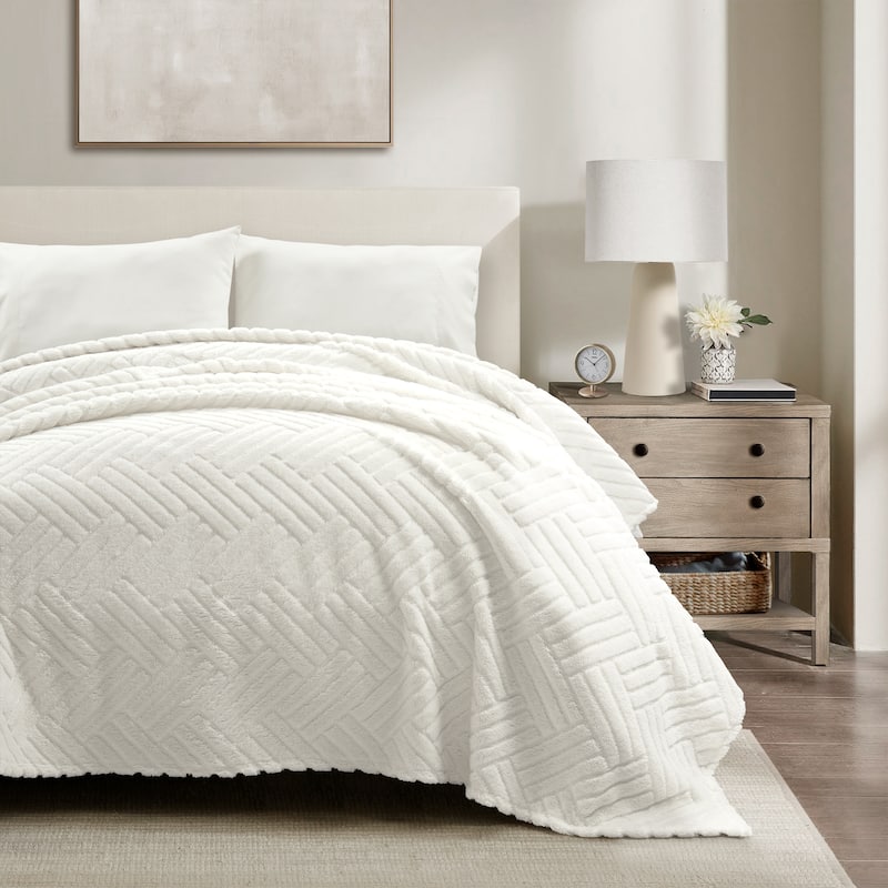 Lush Decor Super Cozy Ultra Soft Sherpa Jacquard Geo Bedspread/Blanket - Pure White - King/Cal King