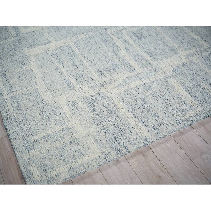 Breckenridge Handmade Hand Tufted New Zealand Wool Blue/Ivory Area Rug.