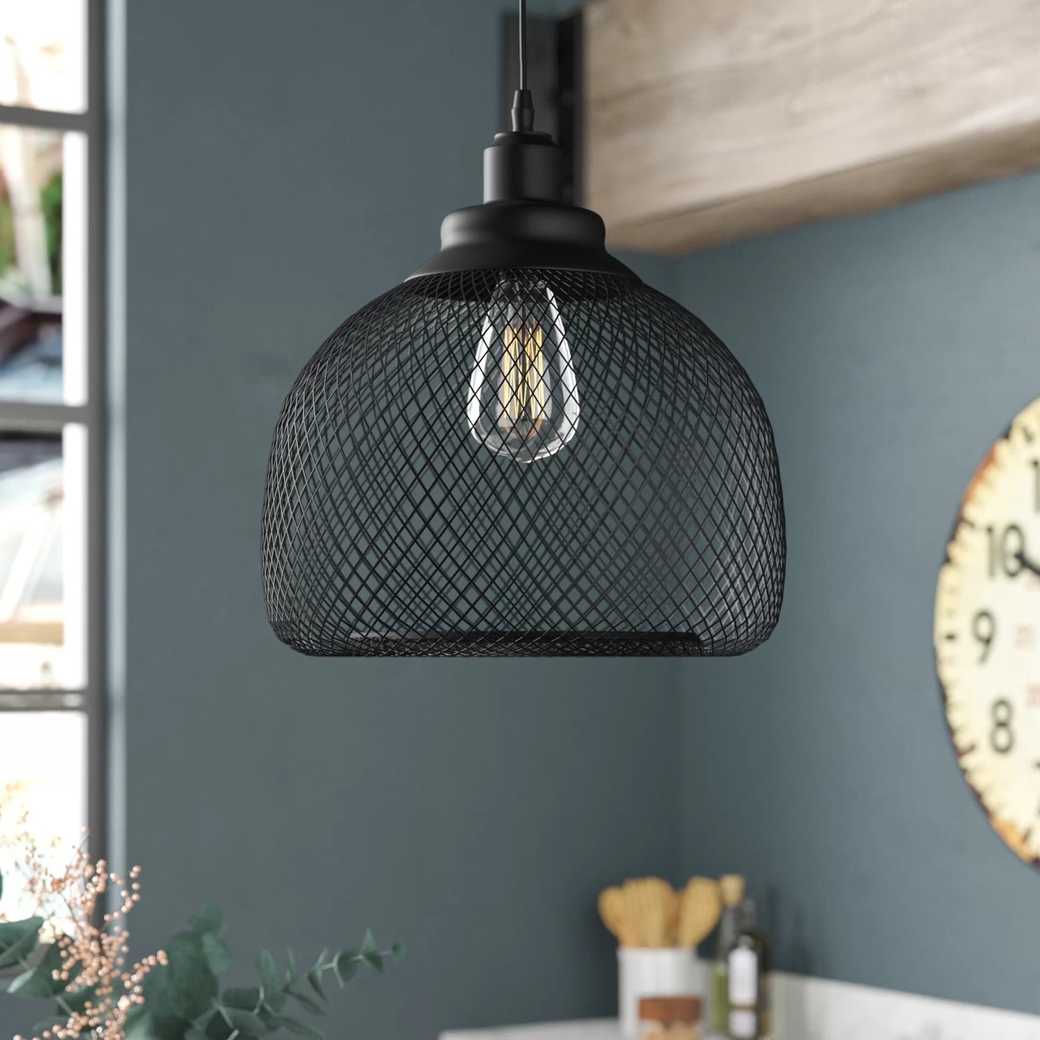 Black Pendant Light - 1 Light Mesh Shade - Industrial Ceiling Lamp for Kitchen Dining Room - 14