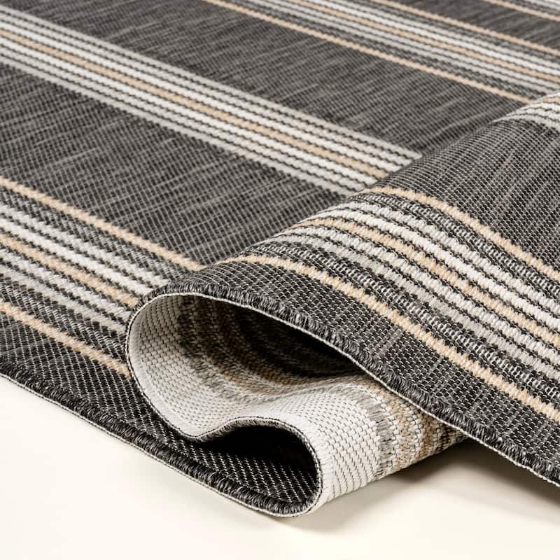 JONATHAN Y Reversible Eryx Classic Nautical Mitre Stripe Machine-Washable Indoor/Outdoor Rug