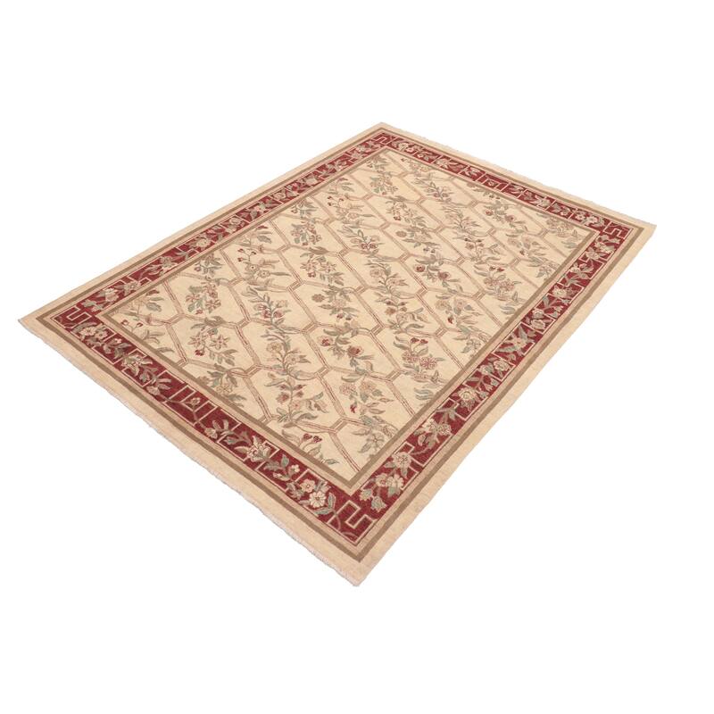 Hexagonal Trellis Floral Hand-Knotted Wool Area Rug
