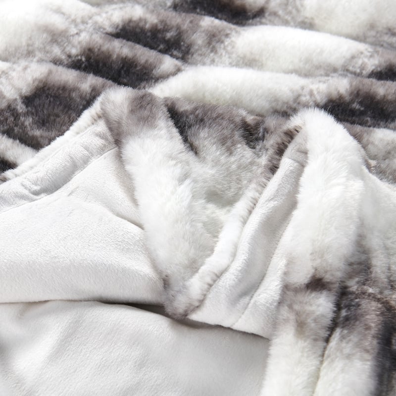 Decorative Soft FauxFur Shar Pei Throw