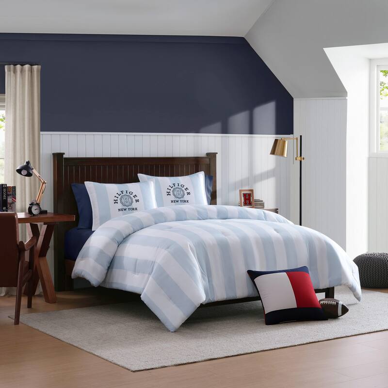 Tommy Hilfiger Berkley Stripe Reversible Tailored Lightweight Comforter Set (Blue)