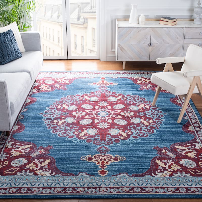SAFAVIEH Brentwood Coralyne Traditional Oriental Rug
