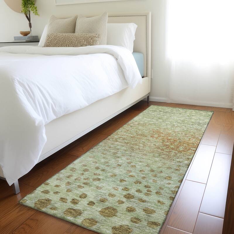 Machine Washable Indoor/ Outdoor Abstract Modern Chantille Rug - Aloe - 2'3" x 7'6"