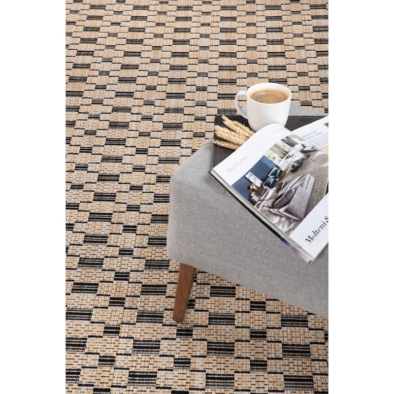 Bali Collection Links Cream and Black Indoor/Outdoor Area Rug