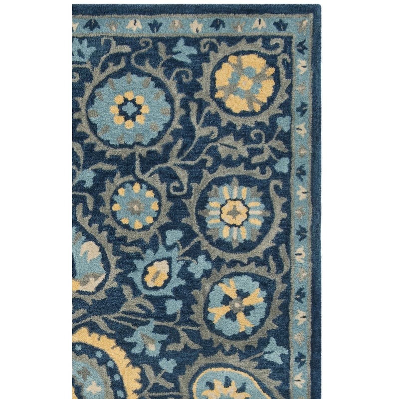 SAFAVIEH Handmade Heritage Zaynah Traditional Oriental Wool Rug