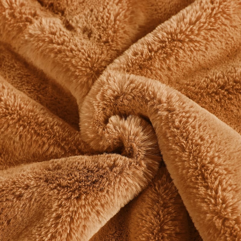 Home Soft Things FoxFauxFur Throw 50"x60"/60"x80"