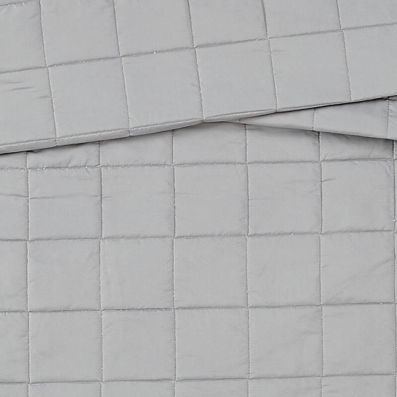 London Fog Garment Wash Solid 3 Piece Quilt Set