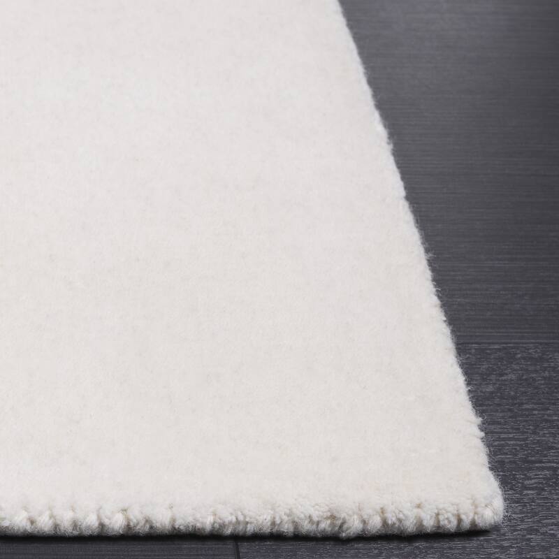 SAFAVIEH Hand-Loomed Mykonos Efkea Modern & Contemporary Wool Rug