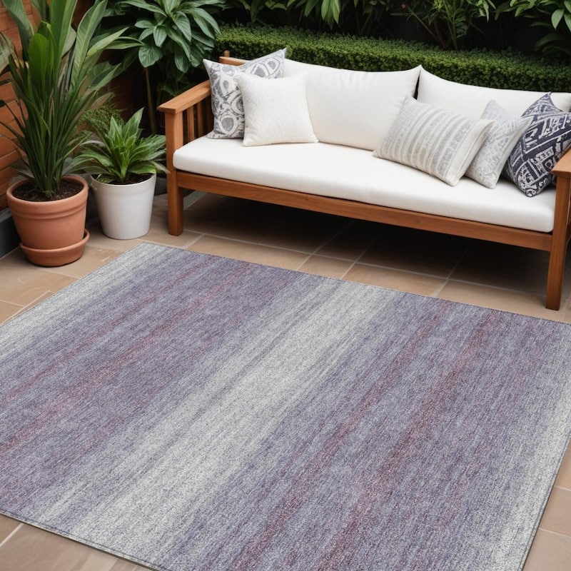 HomeRoots Abstract Transitional Rectangle Outdoor Rug - 8' X 10'