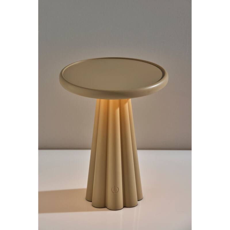 Mattie Cordless LED Table Lamp