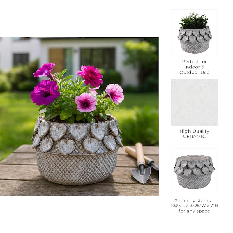 Stylish Ceramic Planter with Sculptural Leaf Heart Details