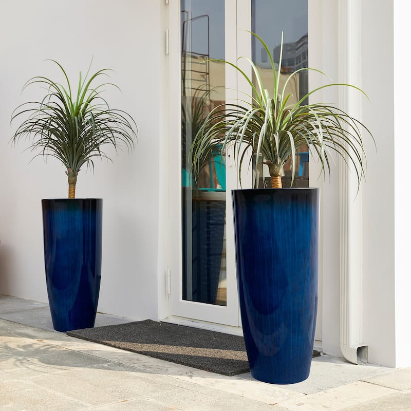 Glitzhome 30"H Set of 2 Tall Plastic Planter Large Flower Pots with Gradient Cobalt Blue / Turquoise Faux Ceramic Finish
