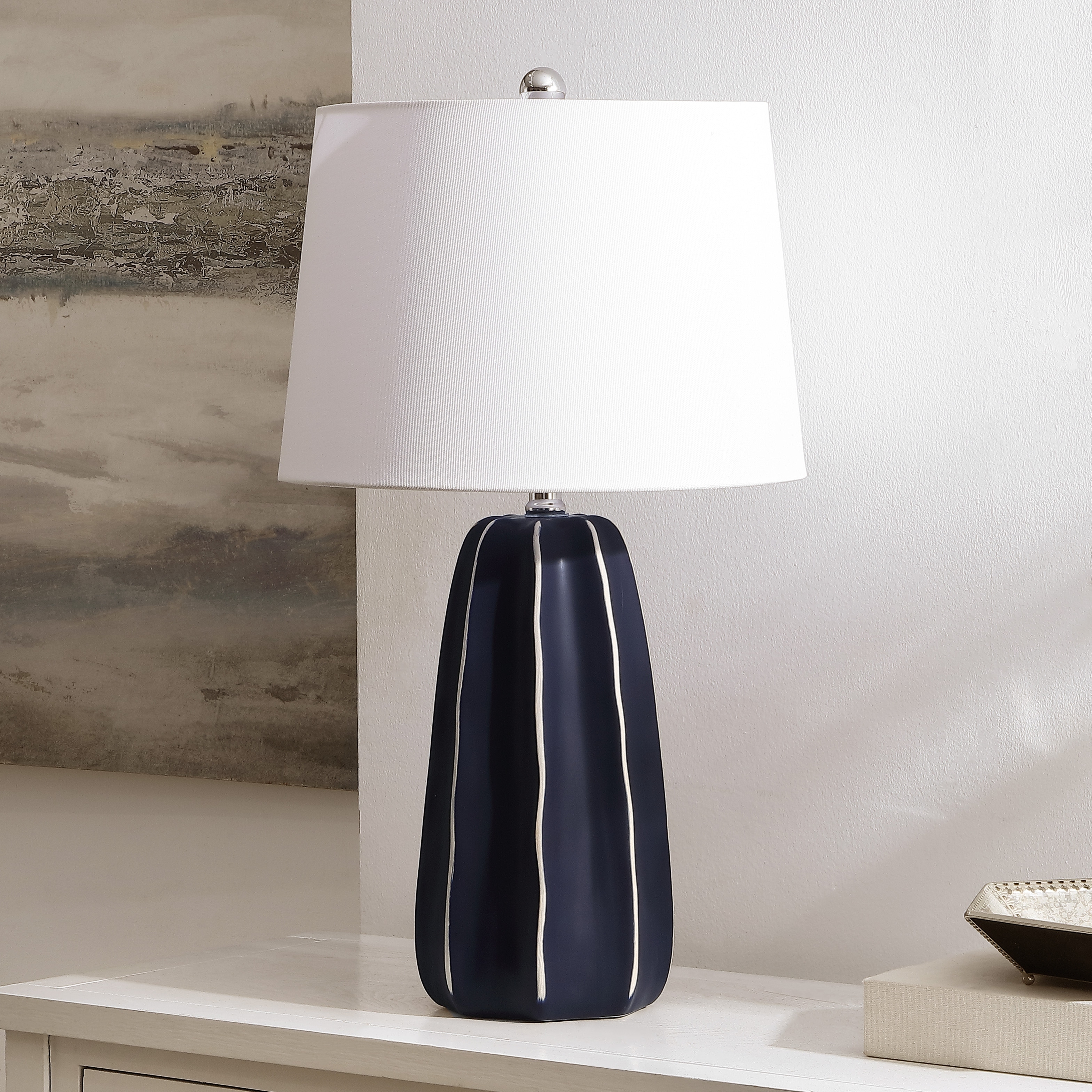 SAFAVIEH Jude 26-inch Ceramic Table Lamp (LED Bulb Included) - 14"W x 14"D x 26"H