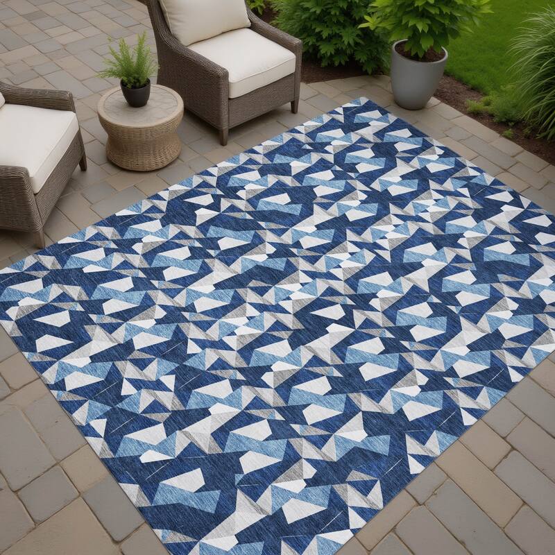 Machine Washable Indoor/ Outdoor Chic Hooper Chantille Rug