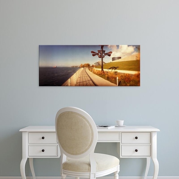 Easy Art Prints Panoramic Image 'Promenade, Olympic Sculpture Park, Seattle Art Museum, Seattle,Washington' Canvas Art