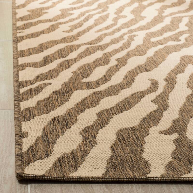 SAFAVIEH Linden Siglinde Indoor/ Outdoor Waterproof Patio Backyard Rug