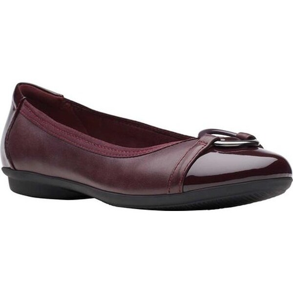 clarks flat leather shoes