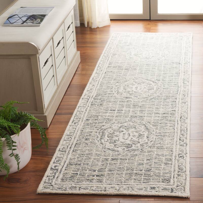 SAFAVIEH Handmade Ebony Rikie Modern & Contemporary Wool Rug - 2'3" x 8' Runner - Grey/Ivory