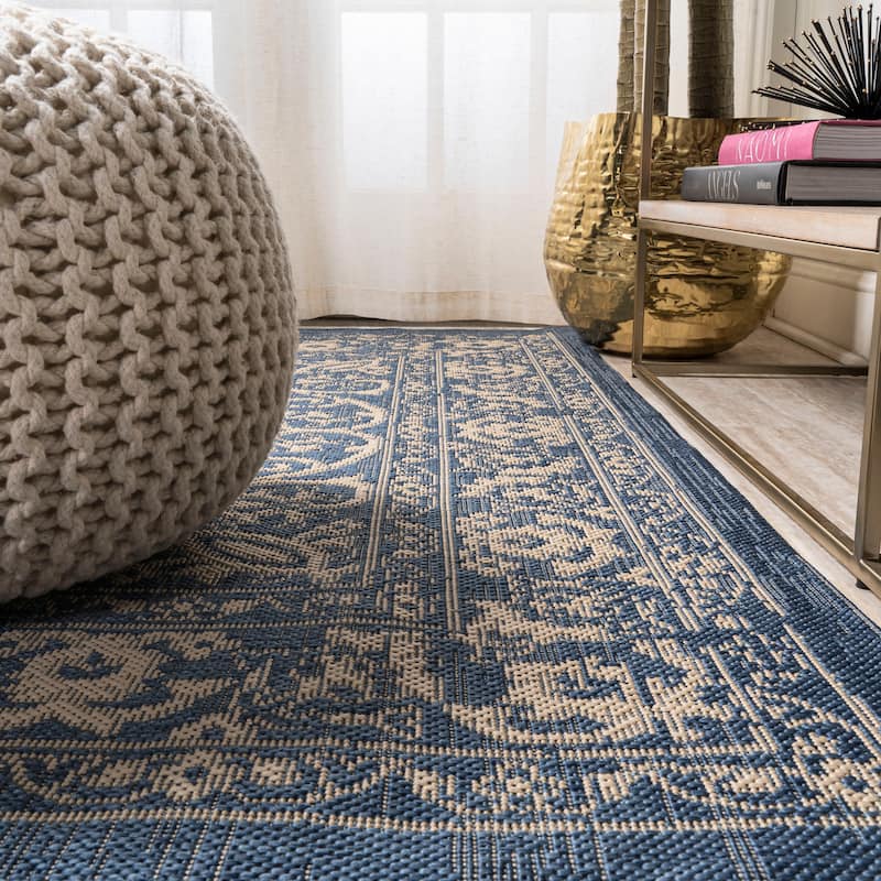 JONATHAN Y Tuscany Filigree Indoor/Outdoor Area Rug