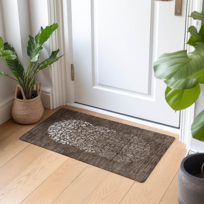 Machine Washable Indoor/ Outdoor Chantille Modern Mosaic Rug - Chocolate - 1'8" x 2'6"