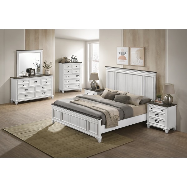 Bedroom set dresser with mirror and store two nightstands