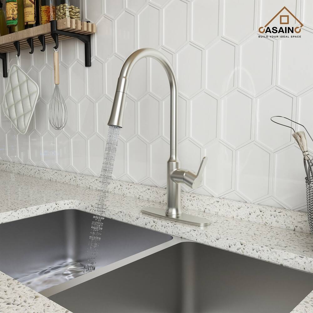 Single Handle Pull Down Sprayer Kitchen Faucet
