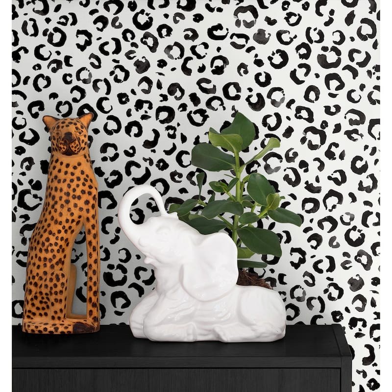 Daisy Bennett Designs Classic Leopard Peel and Stick Wallpaper