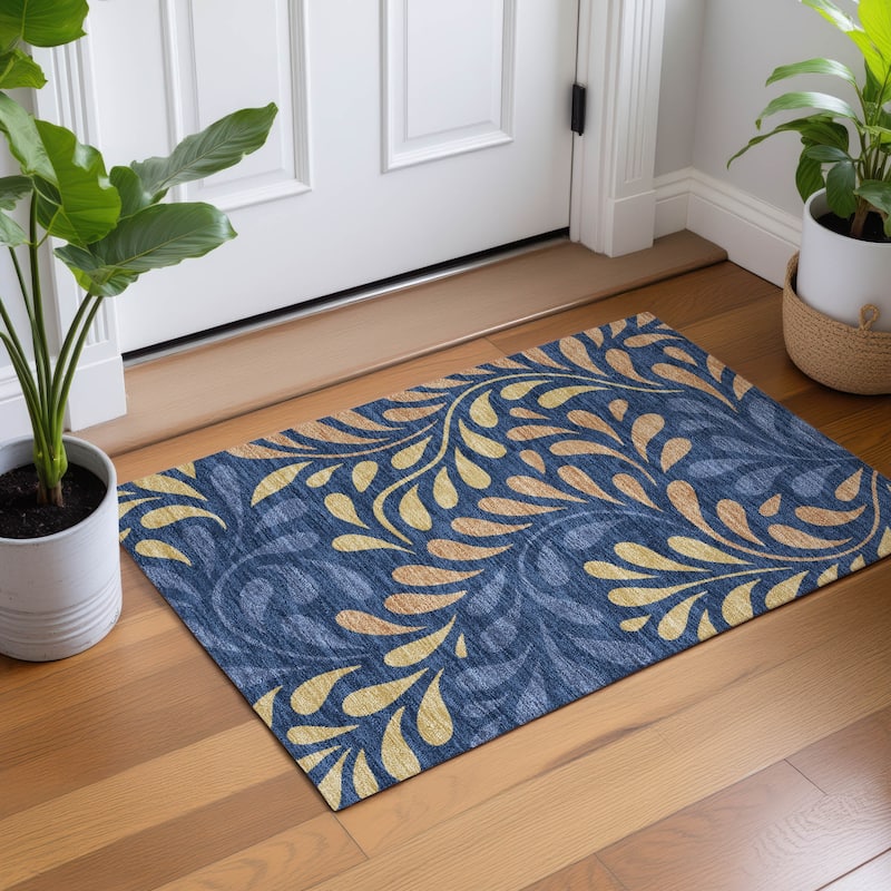 Machine Washable Indoor/ Outdoor Floral Arabesque Chantille Rug