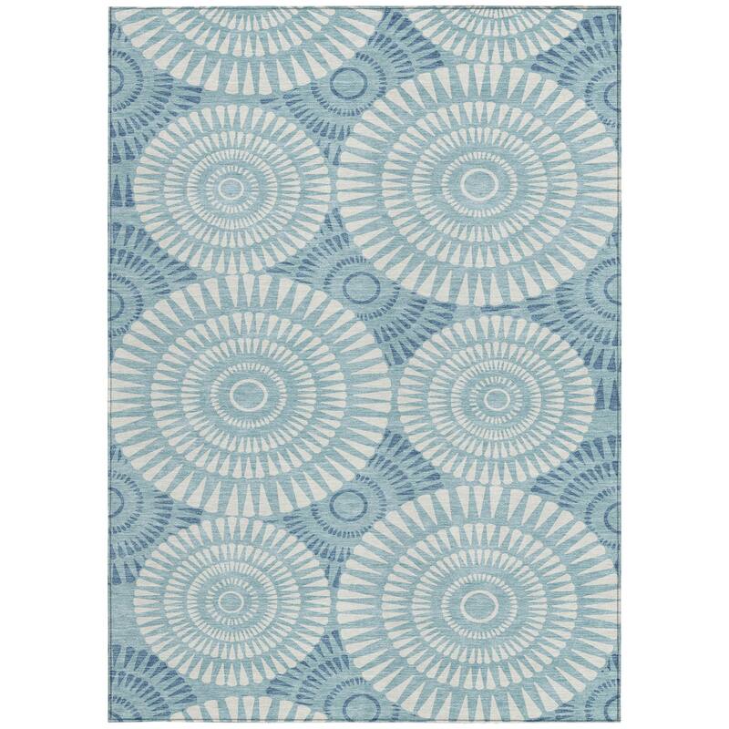 HomeRoots Geometric Transitional Rectangle Outdoor Rug