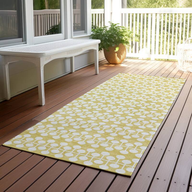 Machine Washable Indoor/ Outdoor Modern Ailey Chantille Rug - Gold - 2'3" x 7'6"