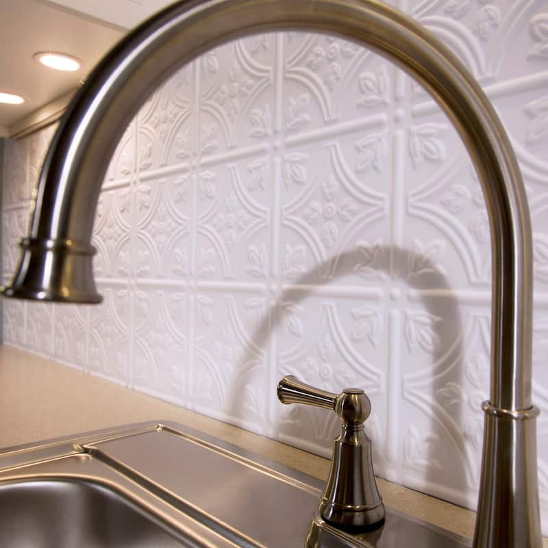 FASÄDE Traditional Style 1 Decorative Vinyl Backsplash Panel