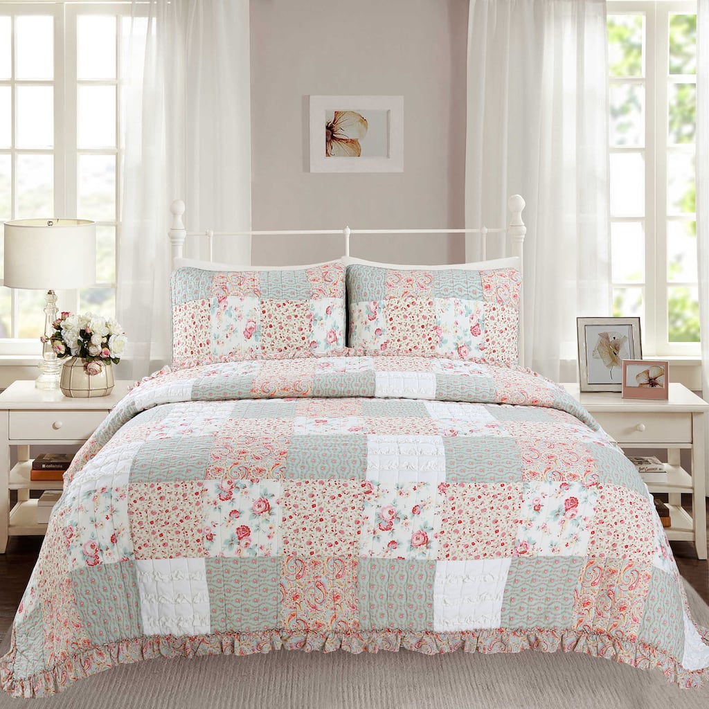 Cozy Line Raila Floral Patchwork Reversible Cotton Quilt Bedding Set