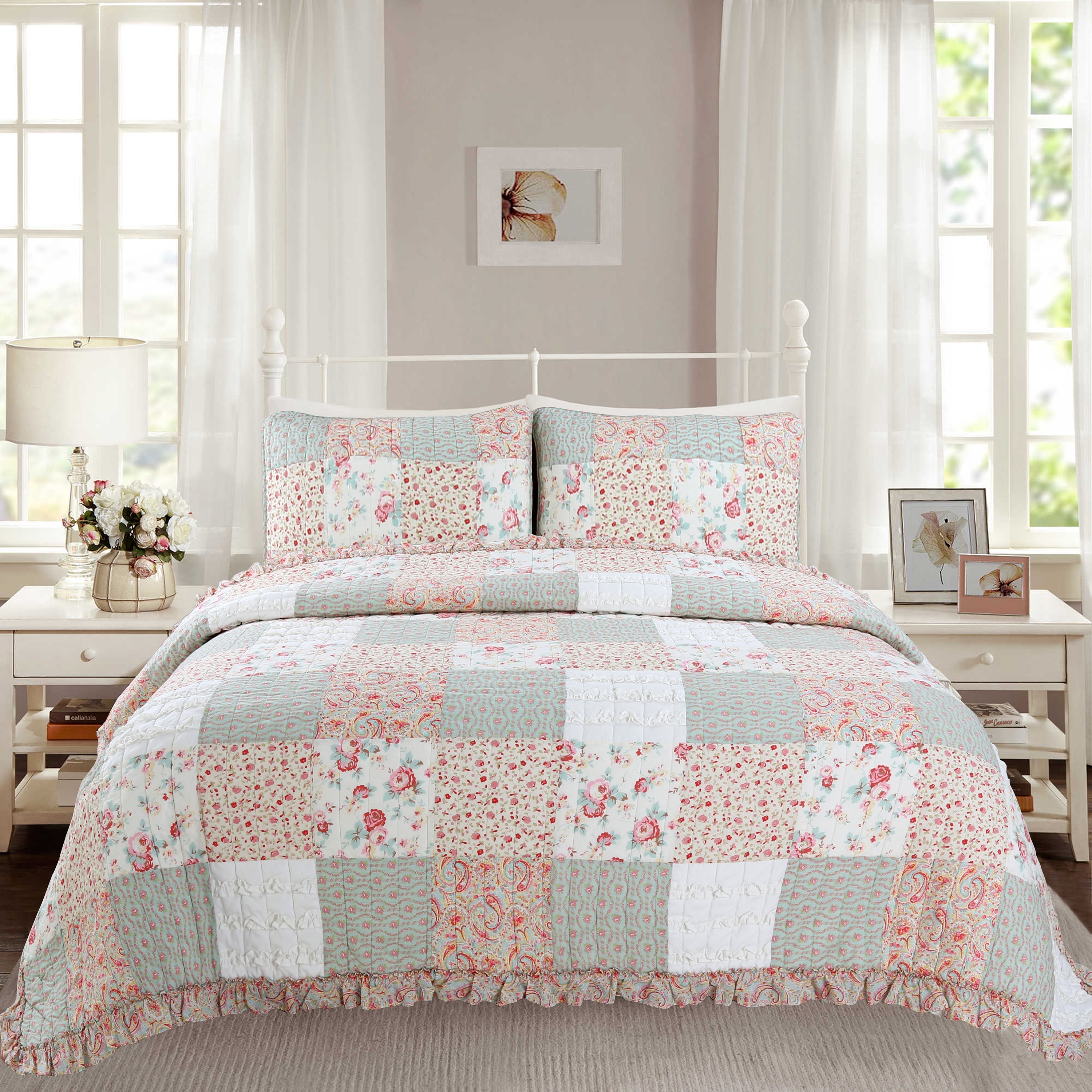 Cozy Line Raila Floral Patchwork Reversible Cotton Quilt Bedding Set
