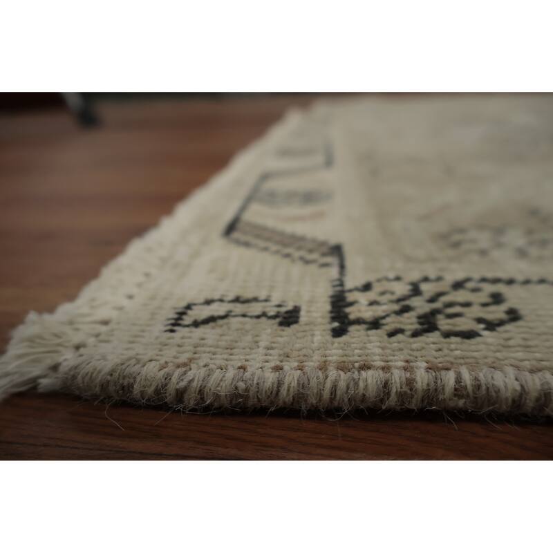 Hand Knotted Oriental 100% Wool Carpet Traditional Medallion Beige & Ivories Tabriz Area Rug - 10' 0'' X 6' 11''