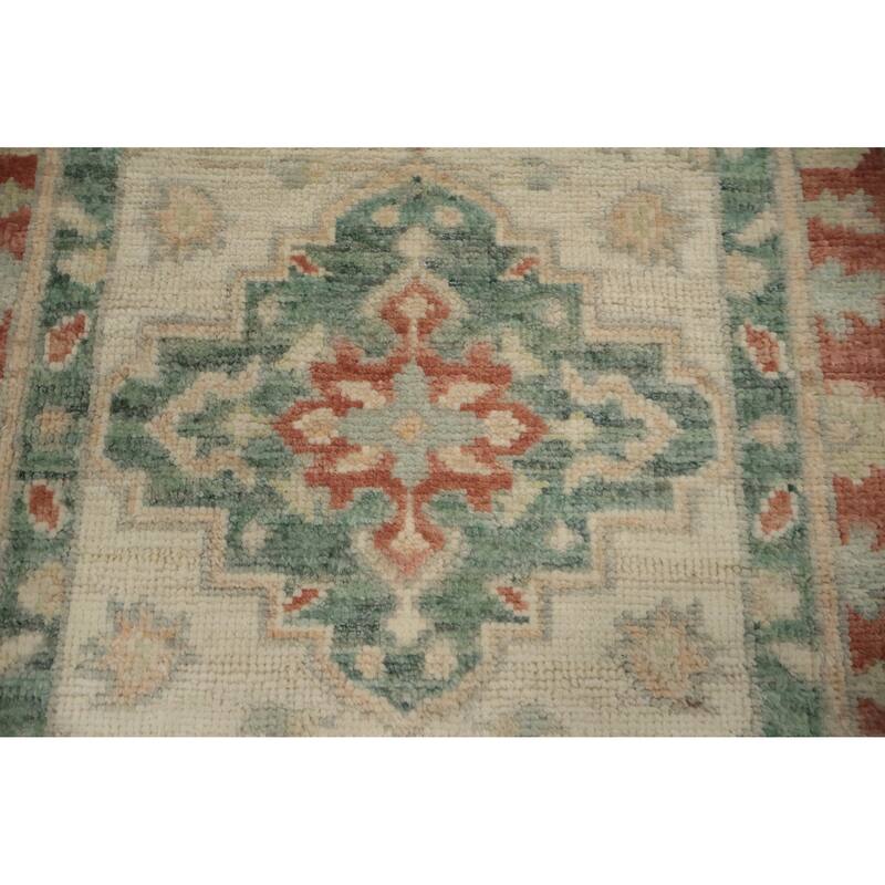 Hand Knotted Oriental 100% Wool Carpet Transitional Floral Beige & Ivories Oushak Area Rug - 3' 0'' X 2' 1''