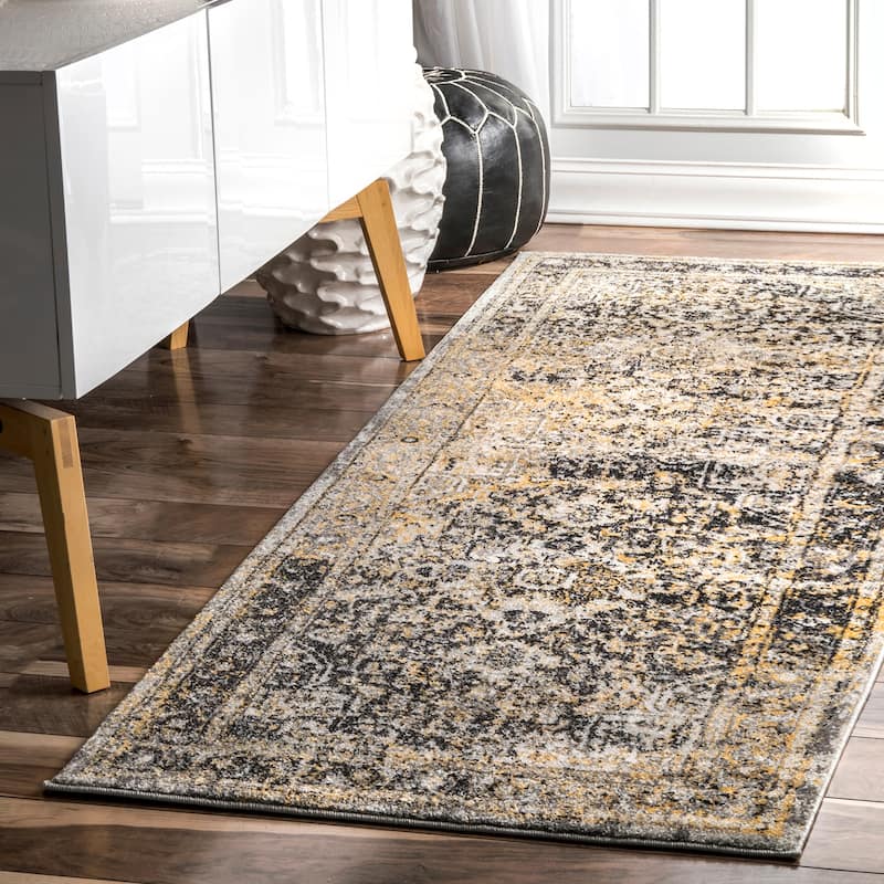 Nuloom Lilah Vintage Medallion Area Rug