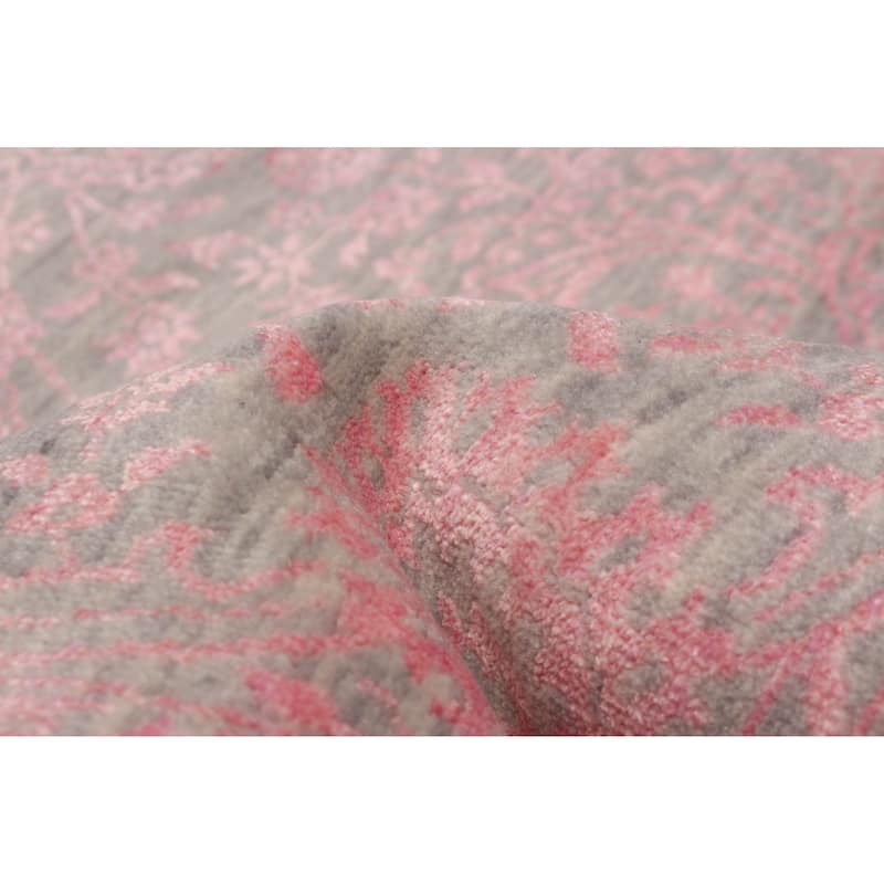 ECARPETGALLERY Hand-knotted Heritage Pink Silk, Wool Rug - 6' 1" x 9' 4"