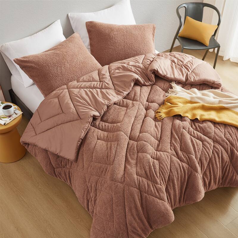 Chelsea Square Kyla Double Diamond Quilted Teddy Comforter Set