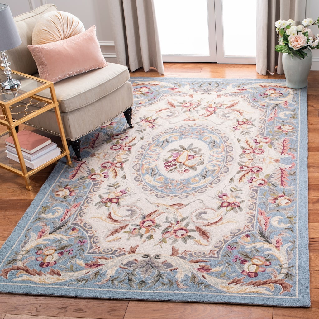 SAFAVIEH, Handmade Chelsea Nadwa French Country Wool Rug