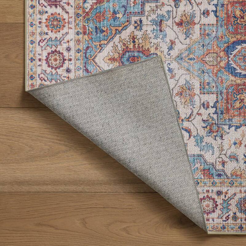 Bohemia Indoor/Outdoor Handmade Classic Perslan Area Rug - 6' x 7'