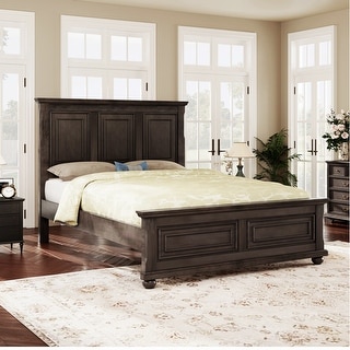 Traditional Country Style Queen Size Pinewood Platform Bed with High Headboard and Echoing ...