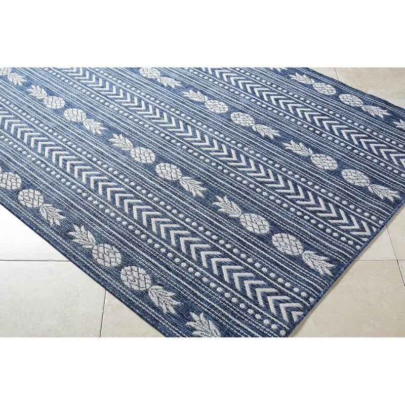 Livabliss Eagean Traditional Indoor/Outdoor Area Rug