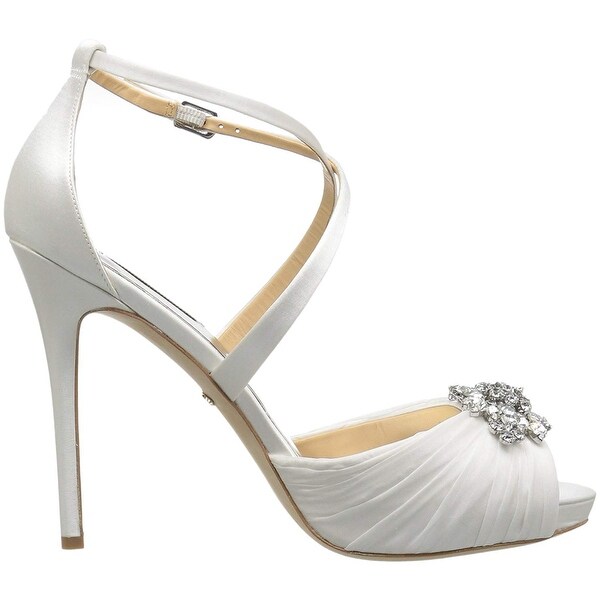 badgley mischka peace heels