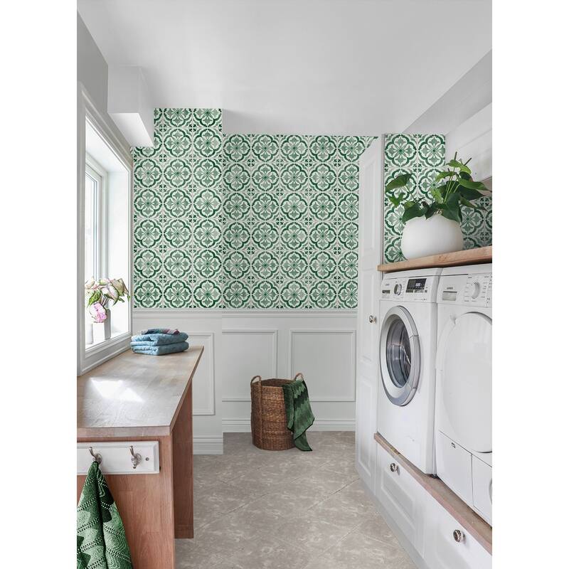 Daisy Bennett Designs Sorento Tile Peel and Stick Wallpaper