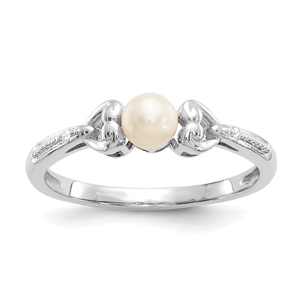 10k White Gold Freshwater Cultured Pearl And Diamond Ring