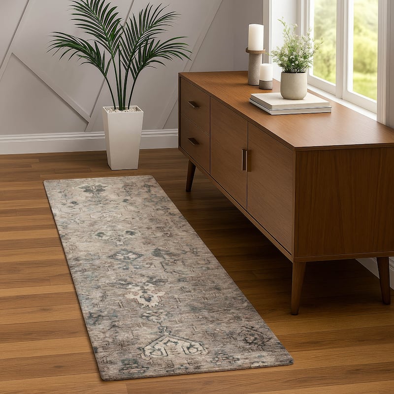 Machine Washable Indoor/ Outdoor Traditional Serenity Chantille Rug
